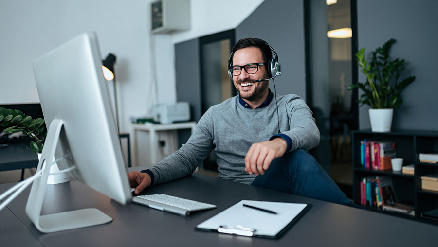 Online-Meetings-How-to-be-a-Leader-when-Your-Team-is-Apart